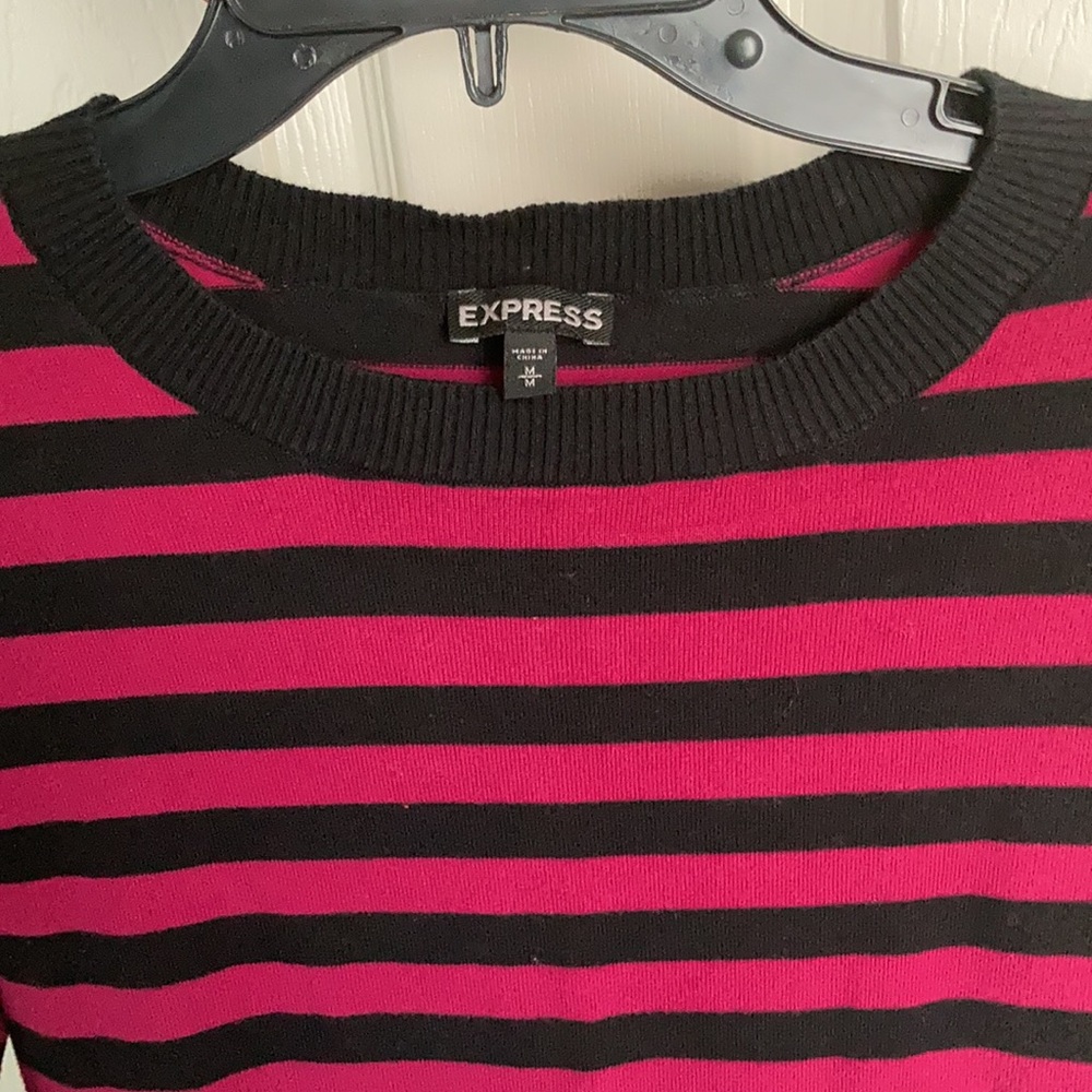 🟫🟫 Express Long-sleeved Women’s Striped Sweater (size M) - Picture 3 of 7
